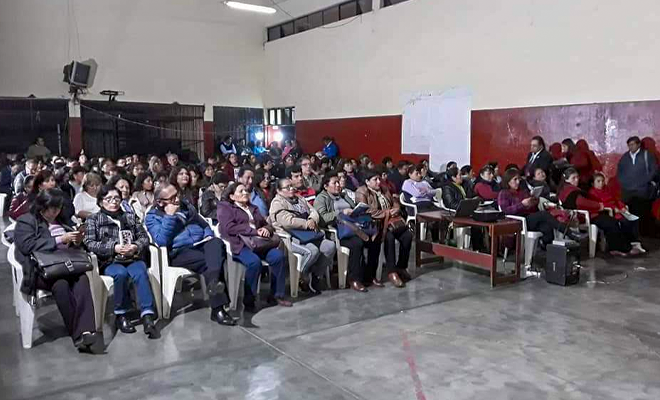 Asamblea sindical en Comas - Lima